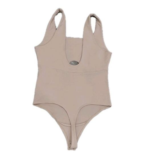 Abercrombie & Fitch Body Soft A&F Seamless Bodysuit Women's Large Beige Cut out‎ - Picture 5 of 8